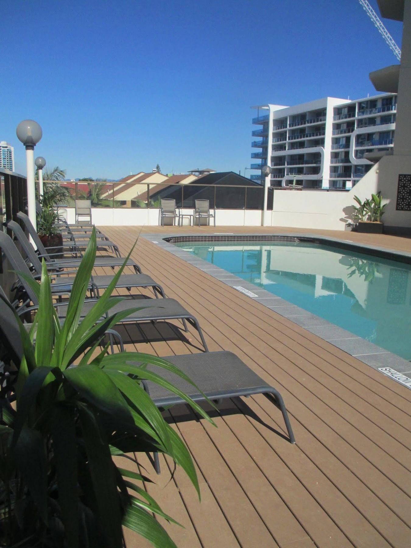 Sandy Point Beach Resort Gold Coast Eksteriør bilde