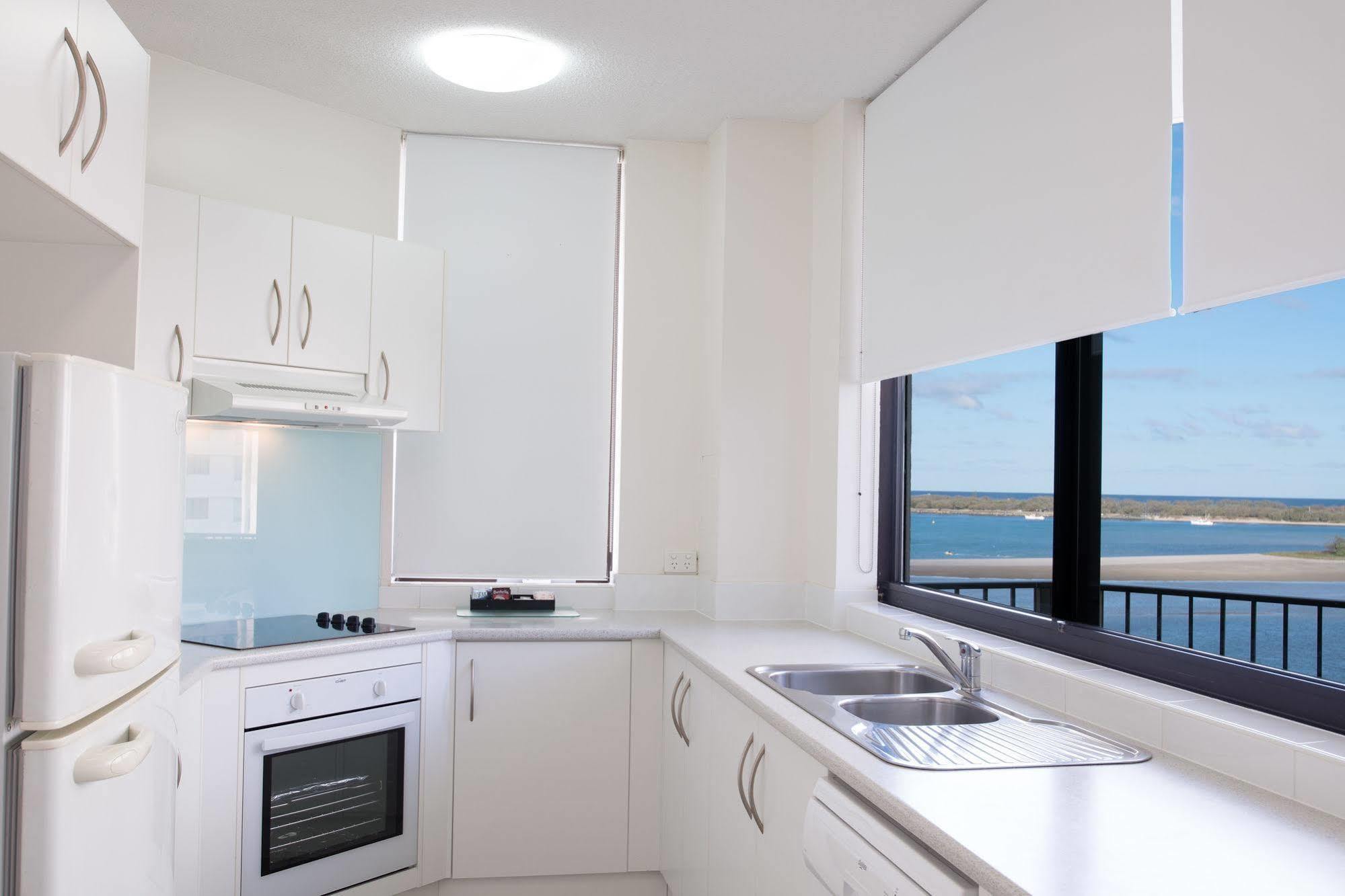 Sandy Point Beach Resort Gold Coast Eksteriør bilde